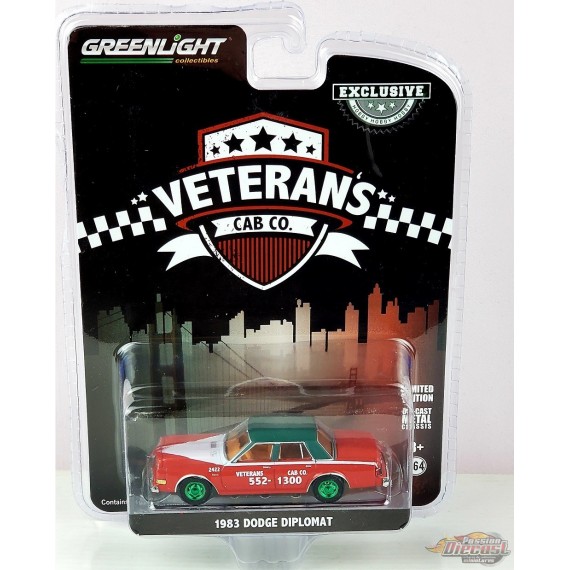 CHASE CAR 1983 Dodge Diplomat - Veteran`s Cab Co - Hobby Exclusive - 1/64 Greenlight -30283GR